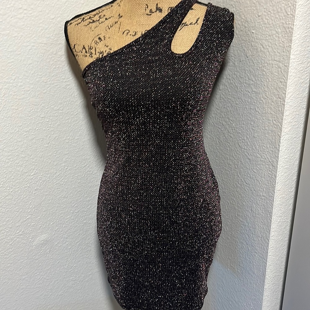 Stretchy material form fitting party dress